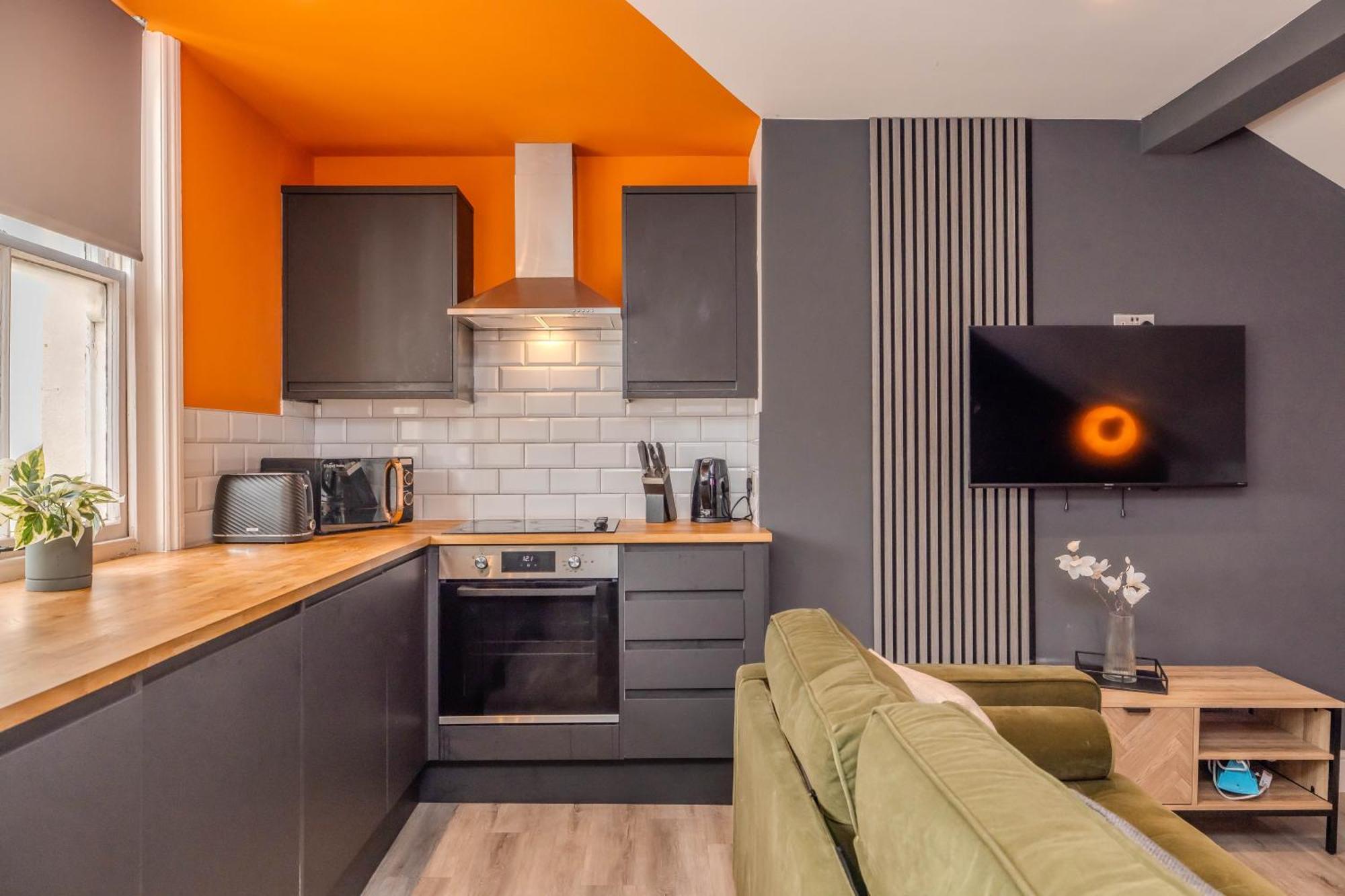 Luxe City Living L 2-Bedroom Flat With Free Parking 브라이턴 외부 사진